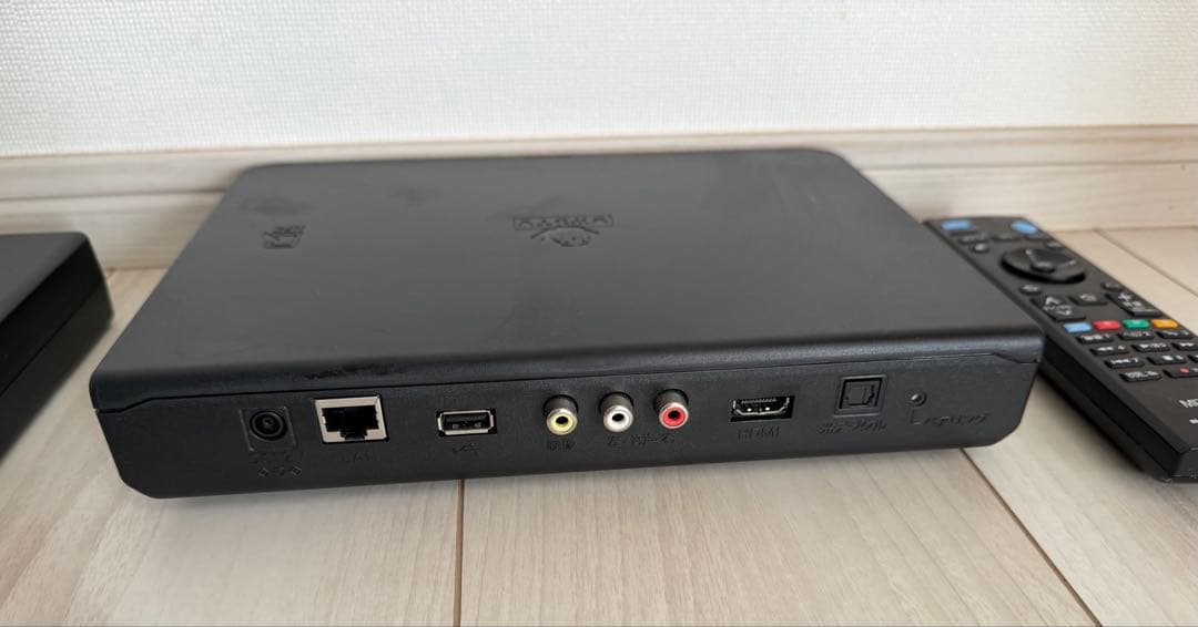 ひかりTVチューナー　トリプルチューナーモデルAM900