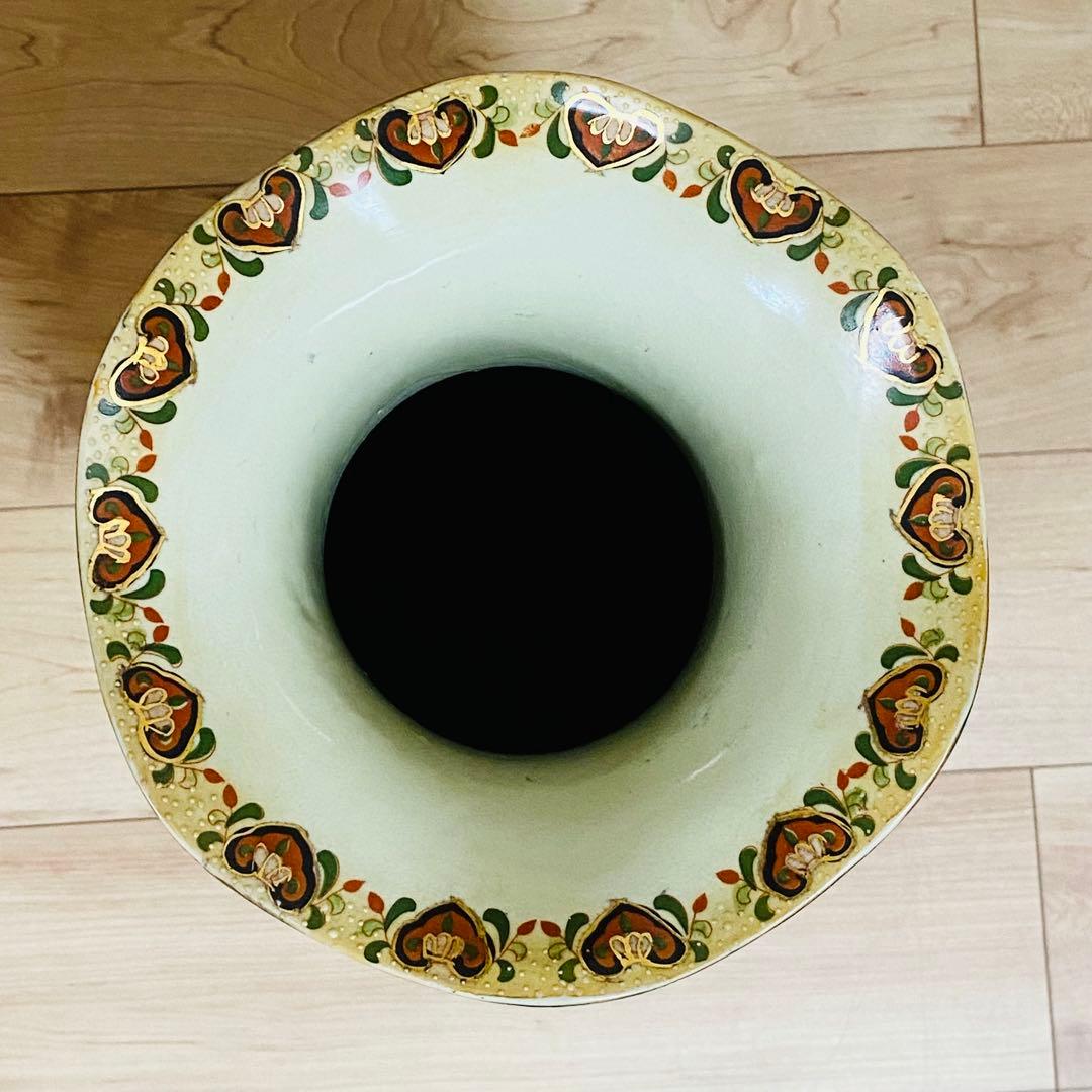 【匿名配送】飾り壺 61cm 大型 金彩耳 薩摩焼 花 蝶 車 陶器 花瓶