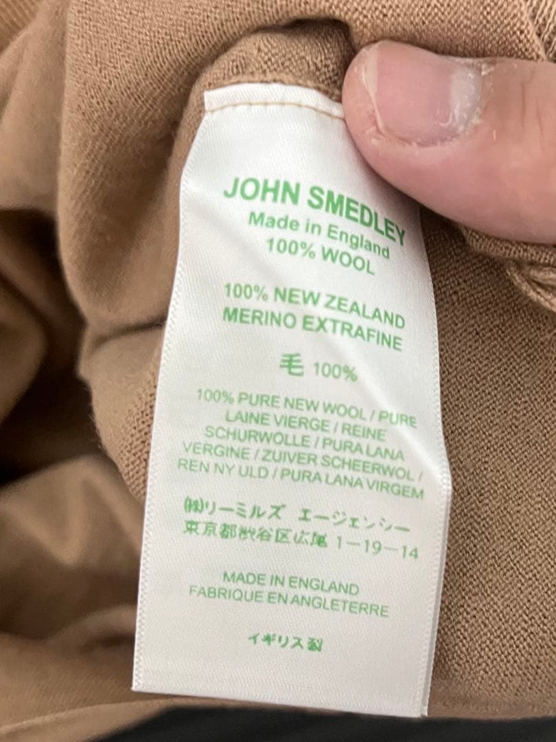 新品　JOHN SMEDLEY ライトキャメルメリノウールセーター　サイズL
