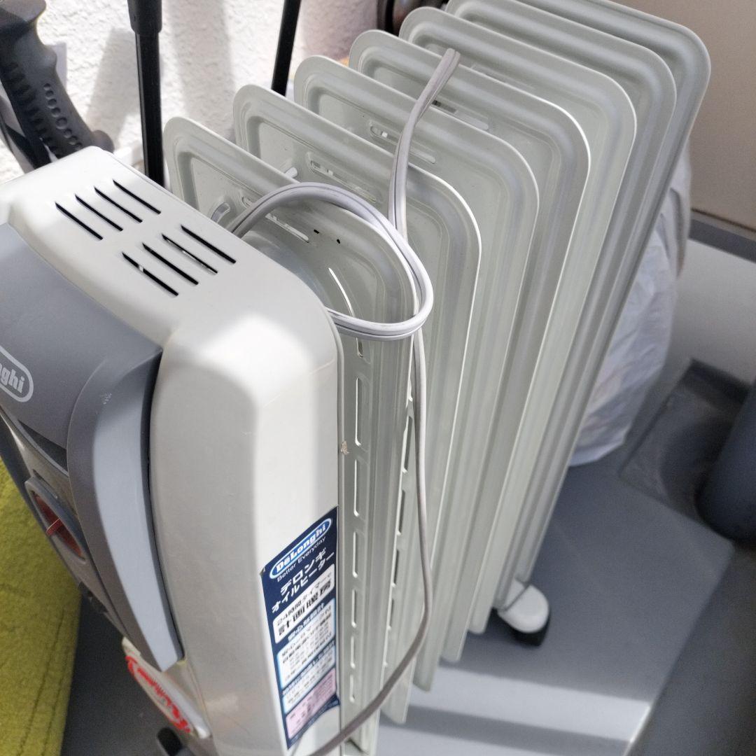 DeLonghi オイルヒーター グレー