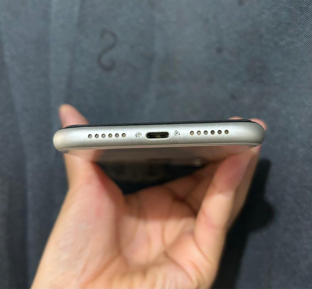 iPhone11 SIMフリー ホワイト