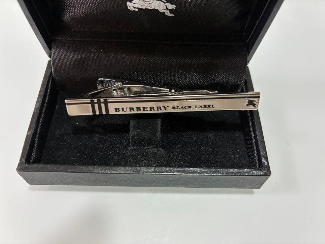 【うどん】希少未使用箱付BURBERRYBLACK LABELネクタイピン