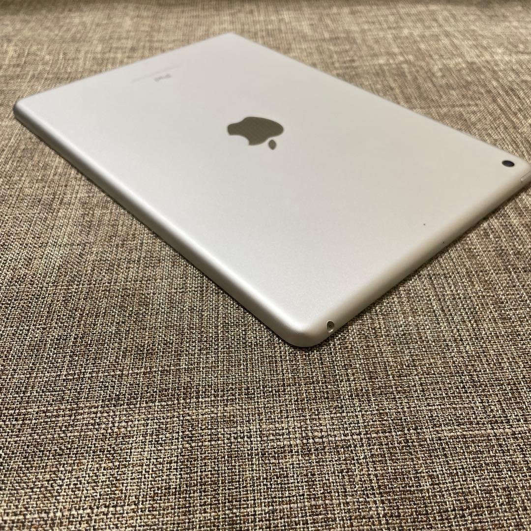 iPad 6th 9.7インチ　第6世代32GB WIFIモデル A1893