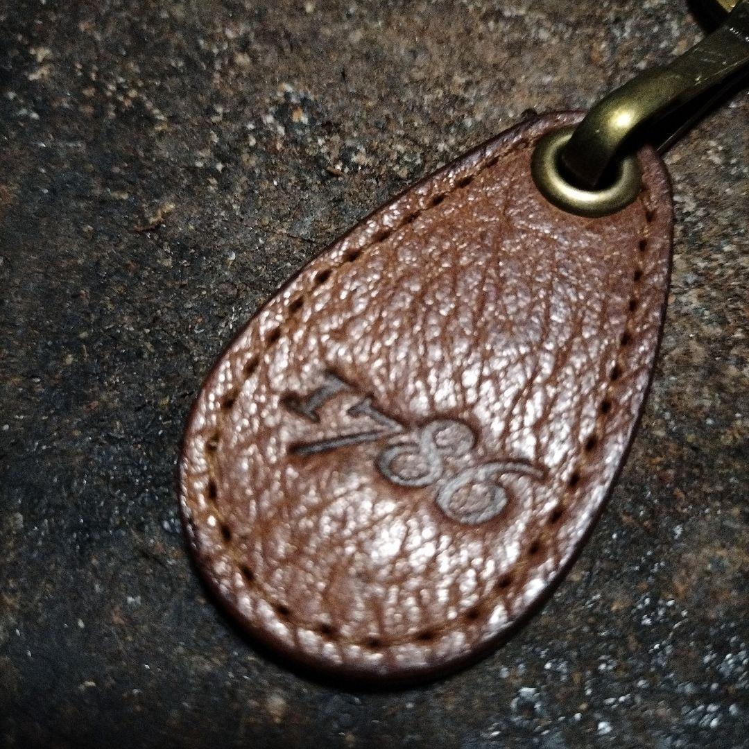 1786ロシアンカーフ　革タグナスカン2重リングB