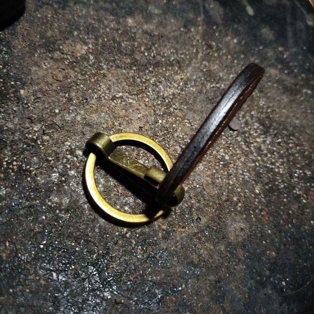 1786ロシアンカーフ　革タグナスカン2重リングB