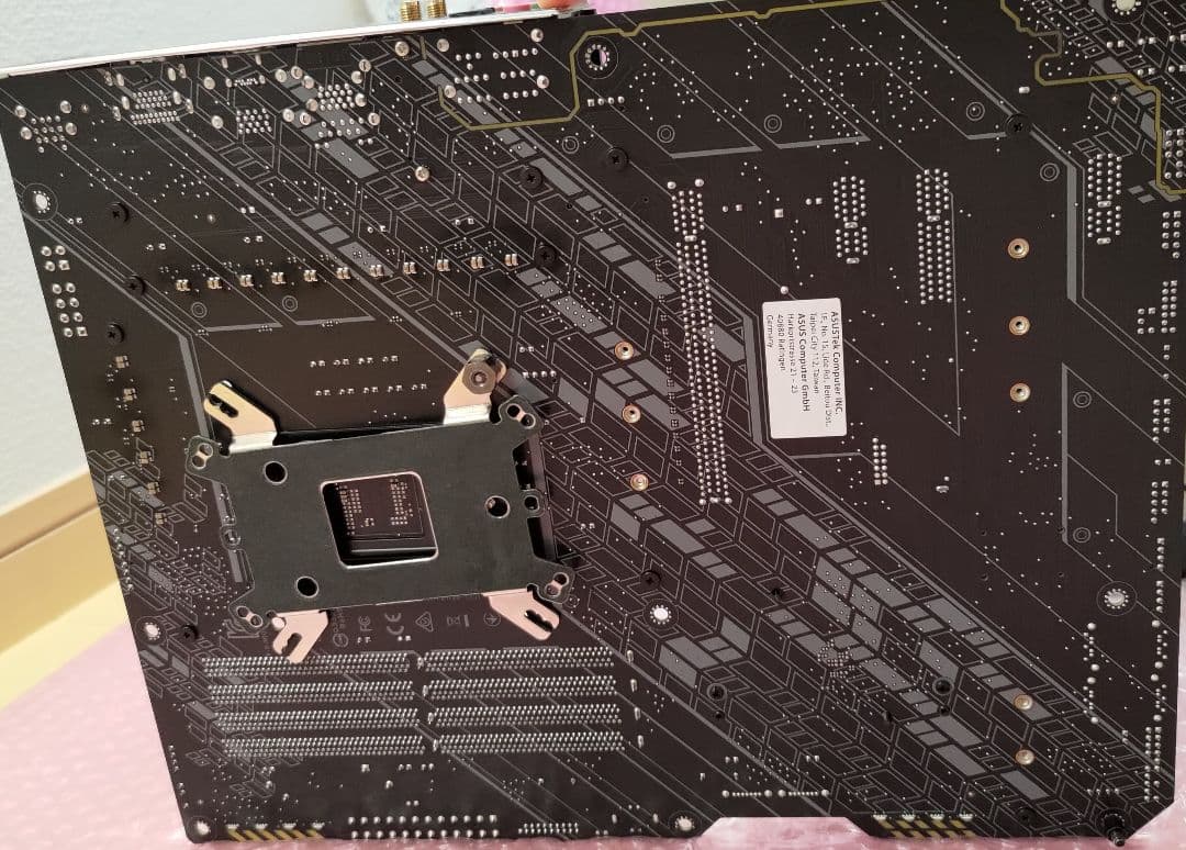 ASUS TUF GAMING Z590-PLUS WiFi マザーボード