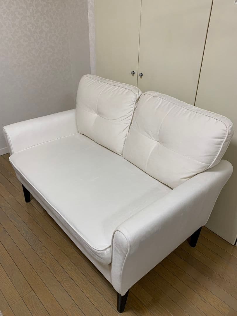 Vesgantti ホワイト 2人掛けソファ