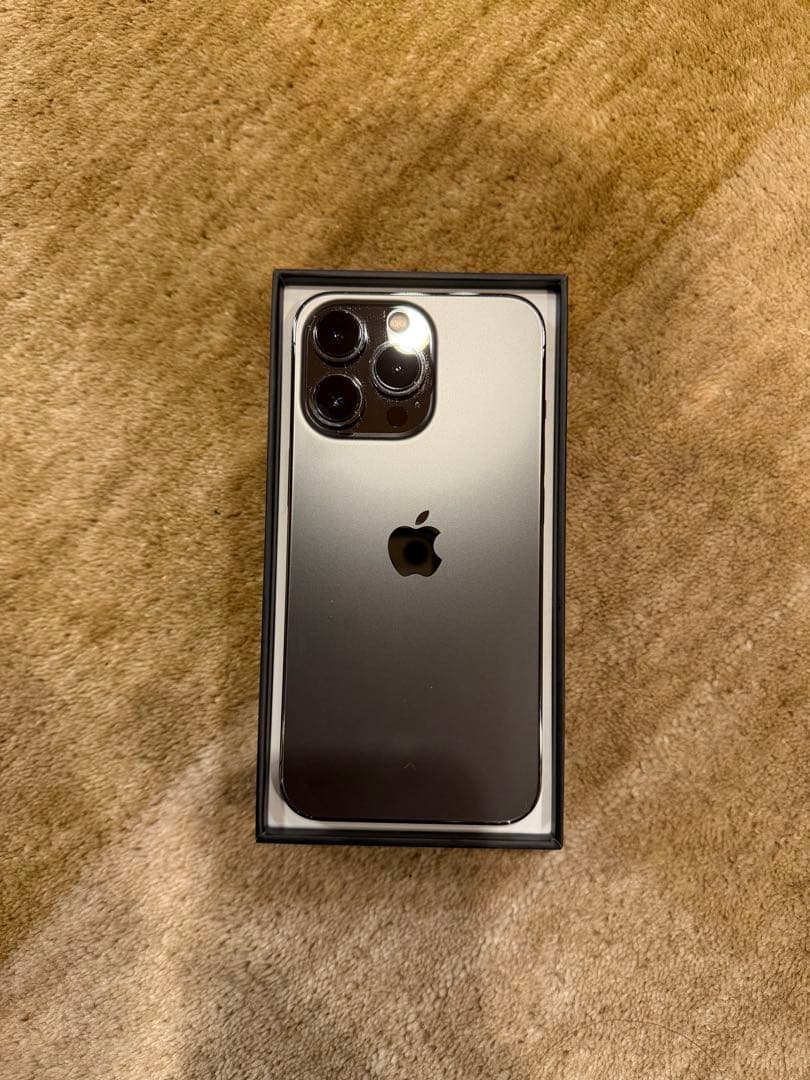 Apple iPhone 13 Pro 256g グラファイト