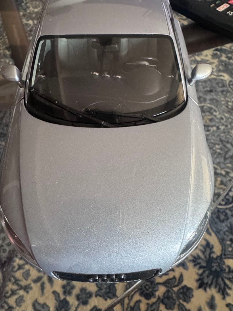 Audi TT シルバー ミニカー 1/18