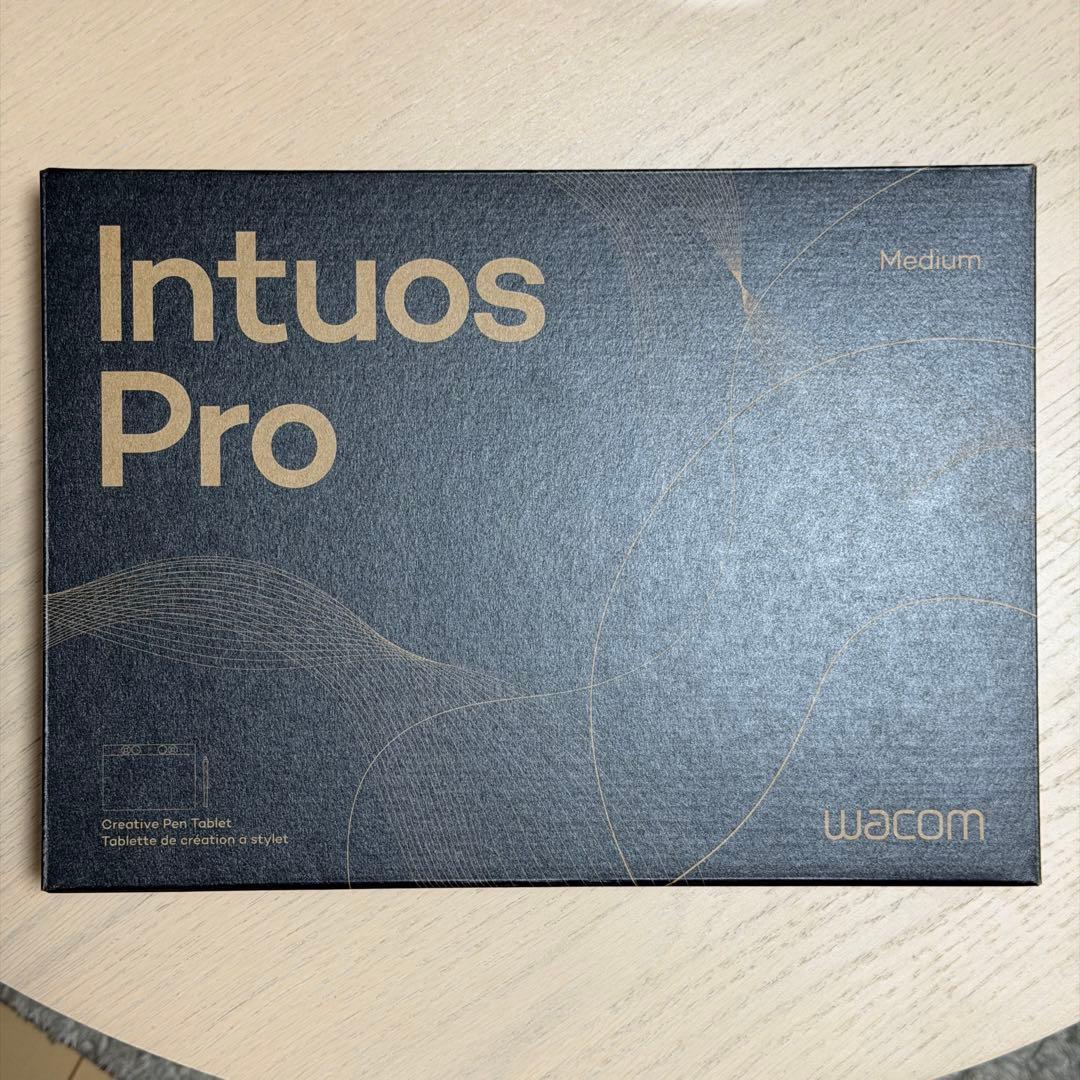 液タブ・ペンタブ Wacom Intuos Pro Medium PTK670K0C