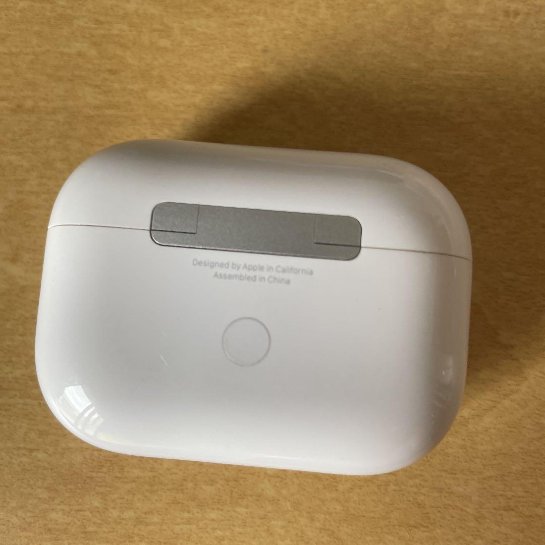 Apple AirPods Pro ケースのみ