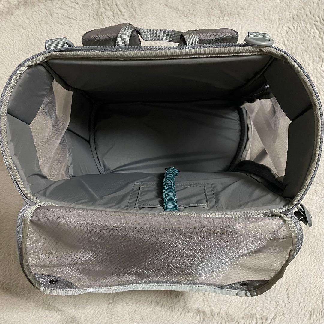 【美品】モンベル　ドッグキャリングパック L グレー