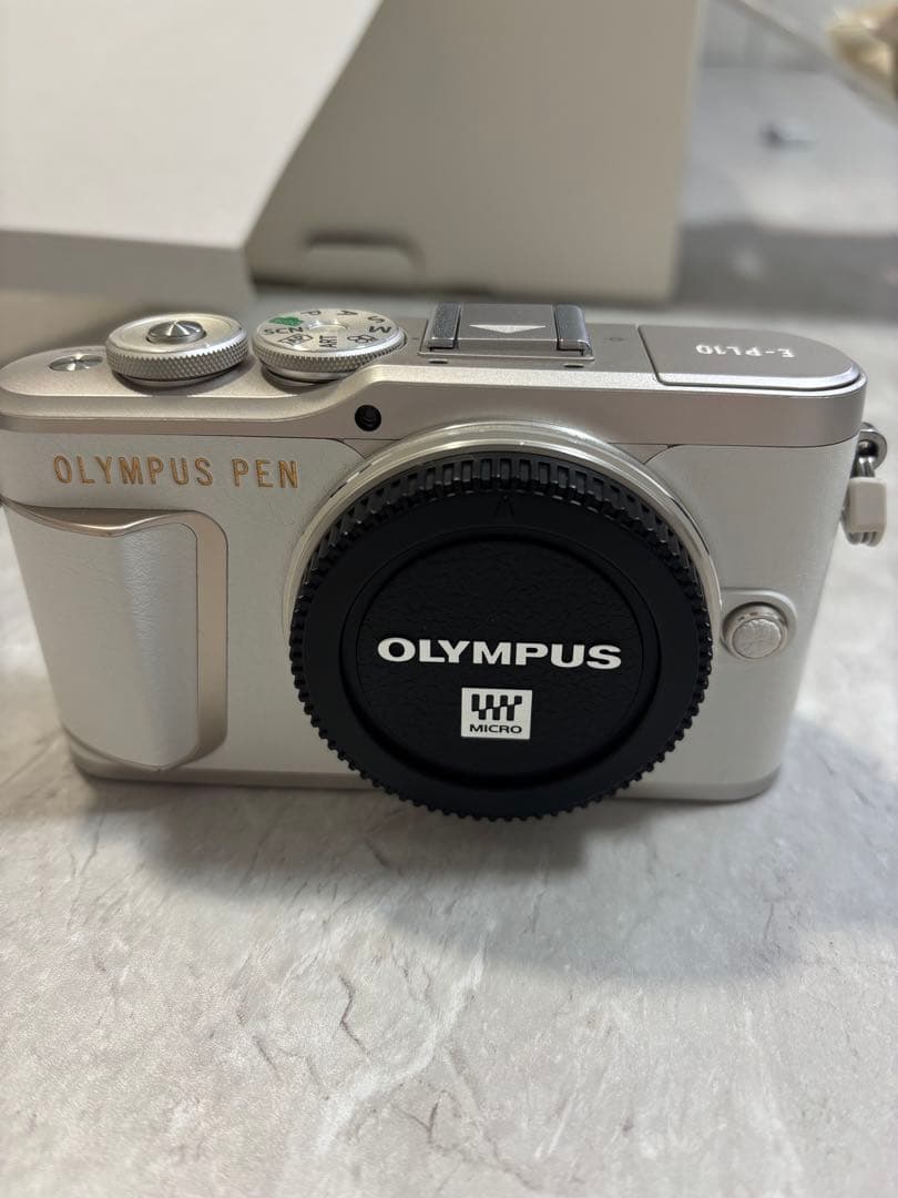 p*g様 『美品』OLYMPUS PEN E-PL10 レンズキットセット
