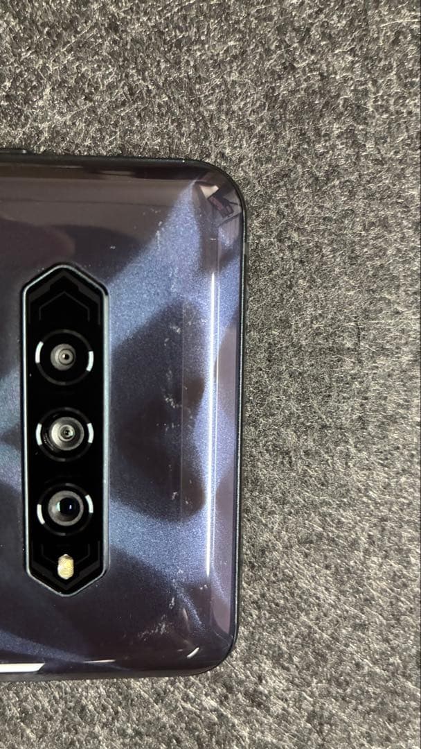 Black Shark4別売イヤホン付　原神プレイにXiaomi Android