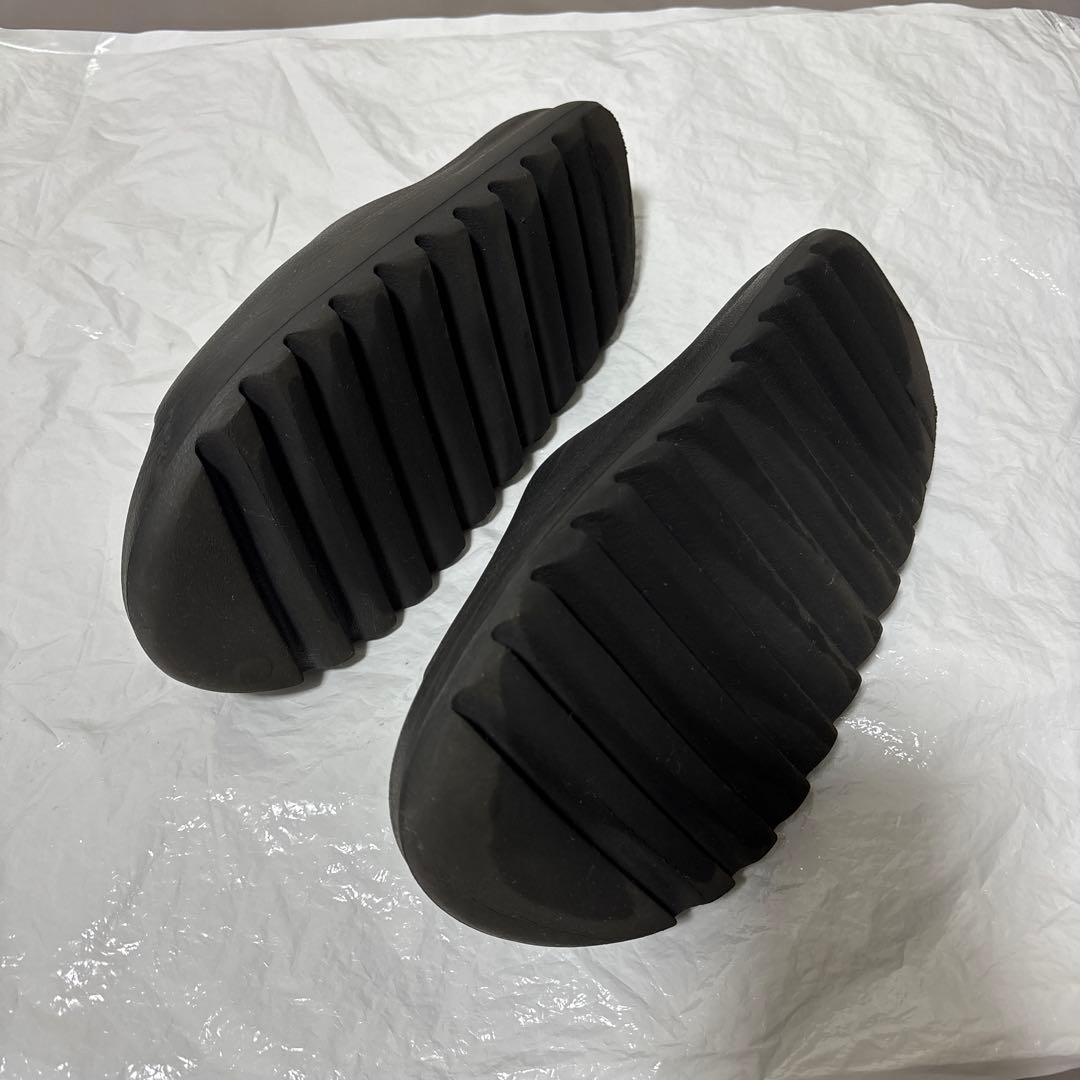 靴 yeezy slide onyx