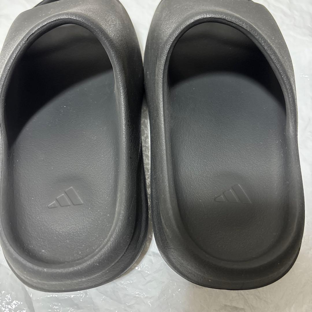 靴 yeezy slide onyx