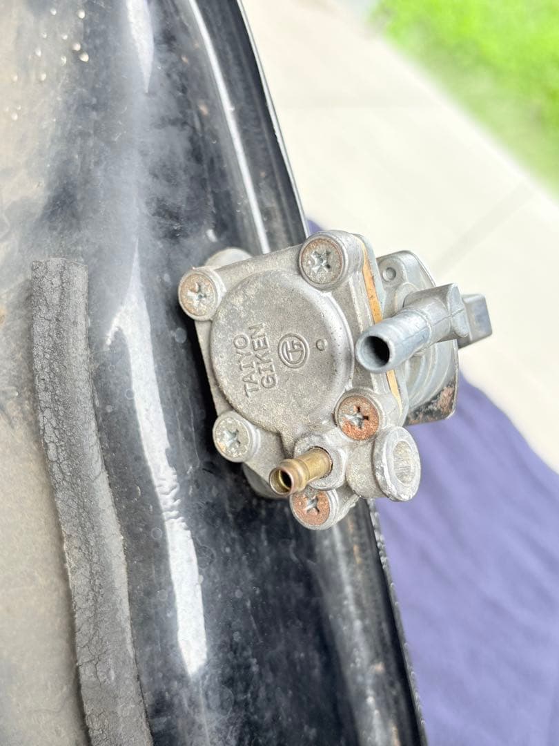 ドラッグスター250 純正タンク(メーター付き)