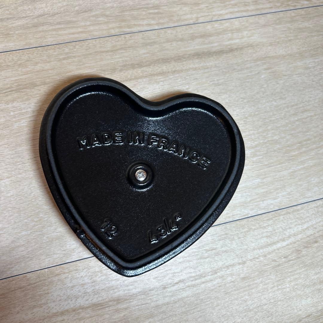 staub ストウブ　スモールハートココット　チェリー　12cm 鍋