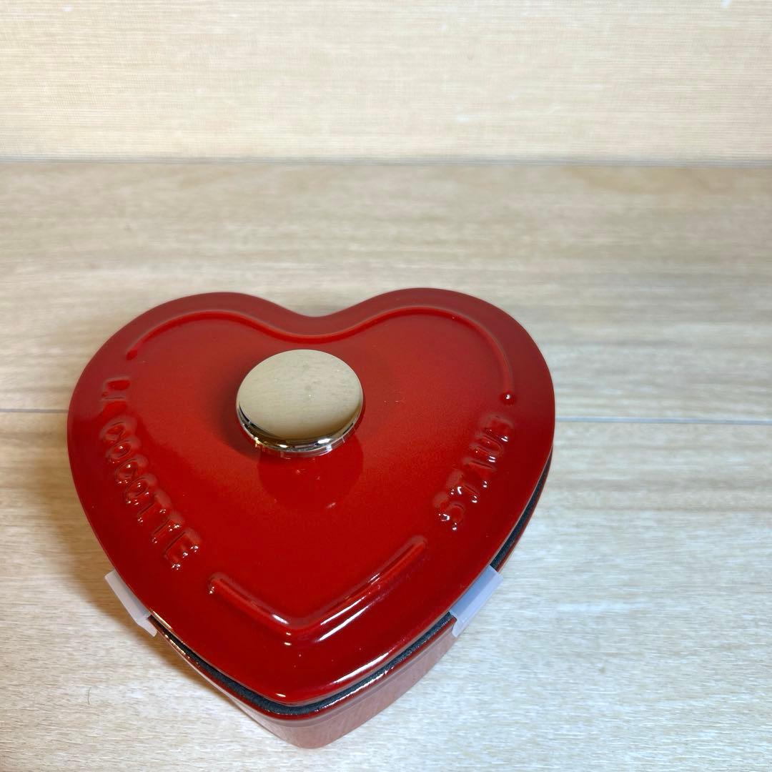 staub ストウブ　スモールハートココット　チェリー　12cm 鍋