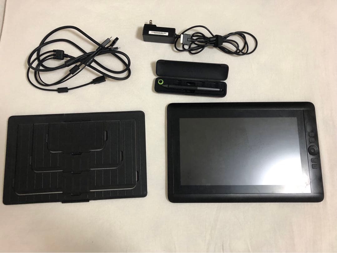 Wacom Cintiq 13HD DTK-1301 液晶ペンタブレット