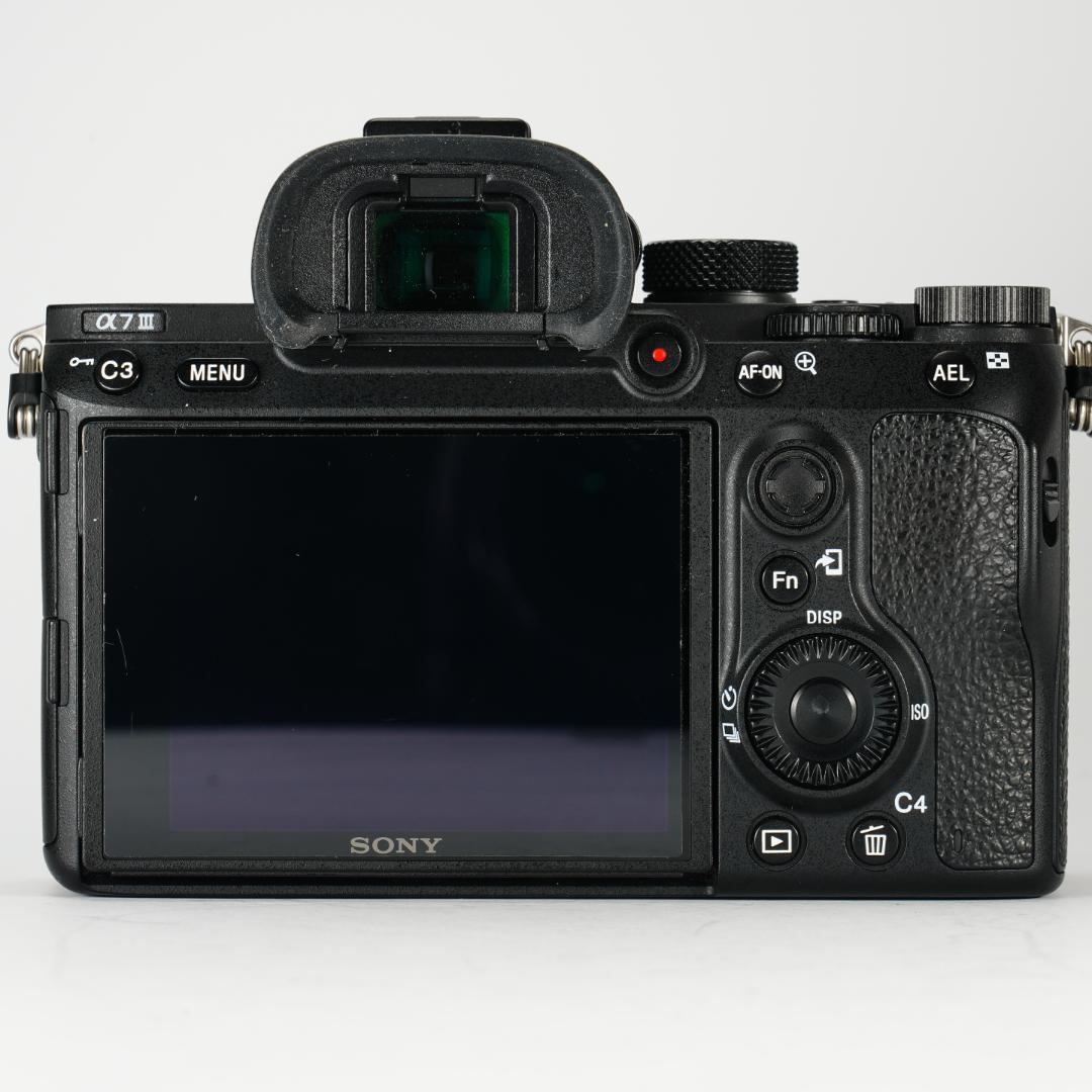 【完全セット】SONY α7III極美品！17609回/20万 すぐ撮影可能