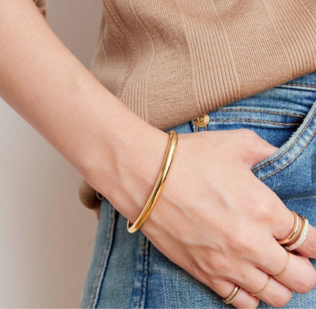 ガブリエラアルティガス バングル