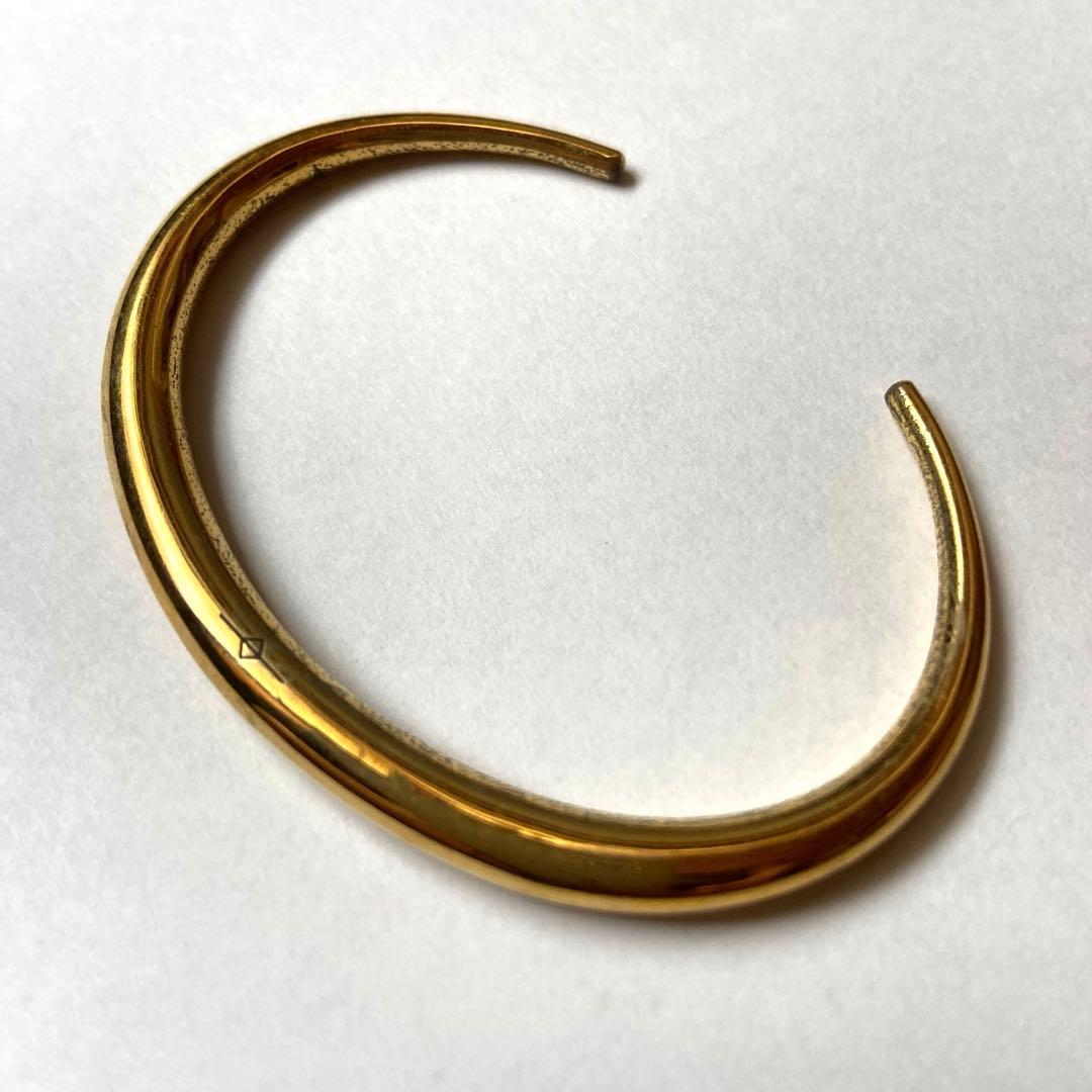 ガブリエラアルティガス バングル