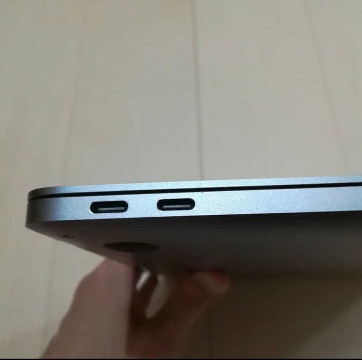 MacBookpro2016 13インチ