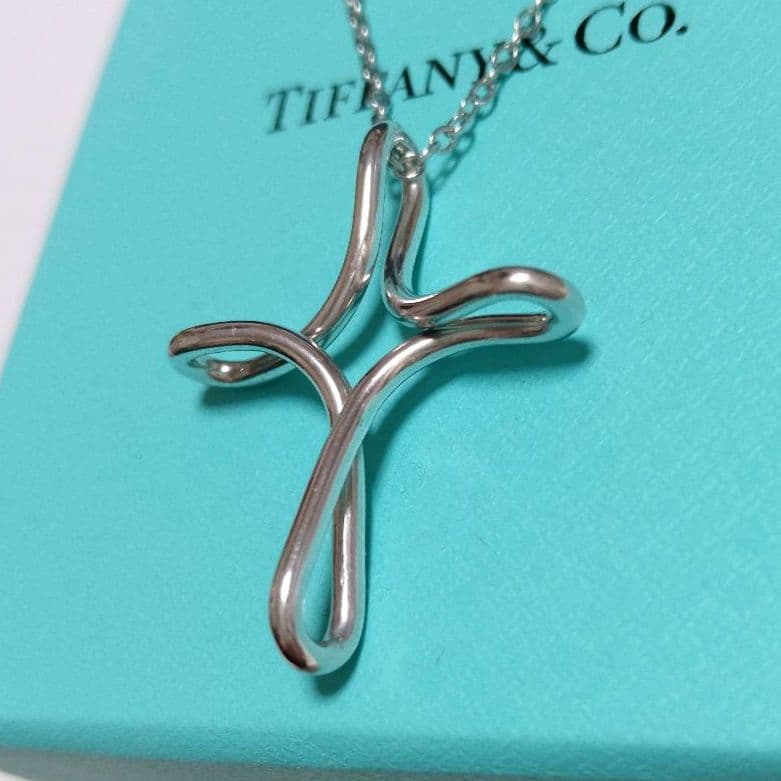 専用ですTIFFANY ティファニー インフィニティ クロス ネックレスシルバー