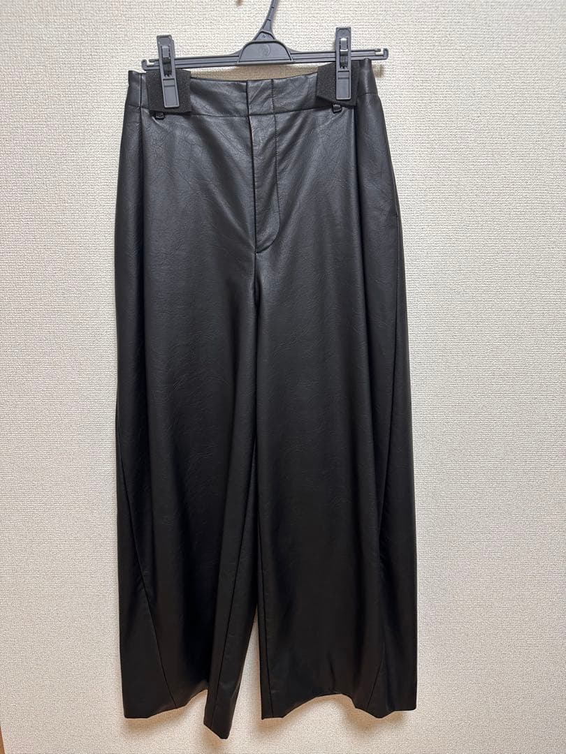 【curensology】ヴィンテージフェイクレザーパンツ　ブラック