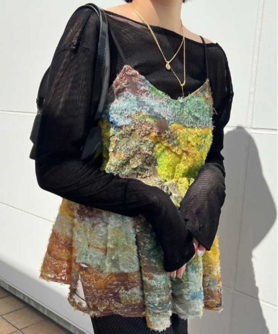 タグ付Ameri MEDI RACHEL FLUFFY ART CAMISOLE