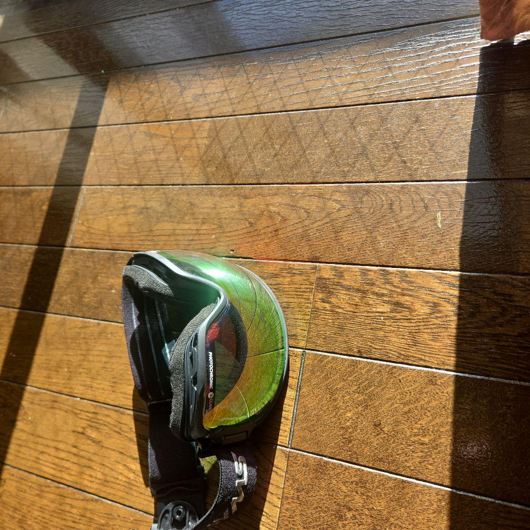 Swans RIDGLINE　スキースノボゴーグル　調光レンズ 換気