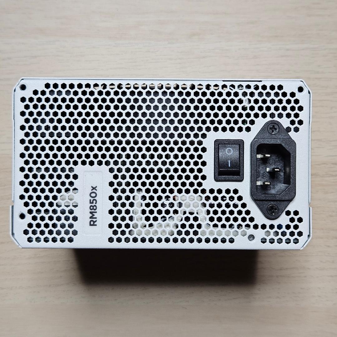 CORSAIR RM850X White 850W 電源ユニット