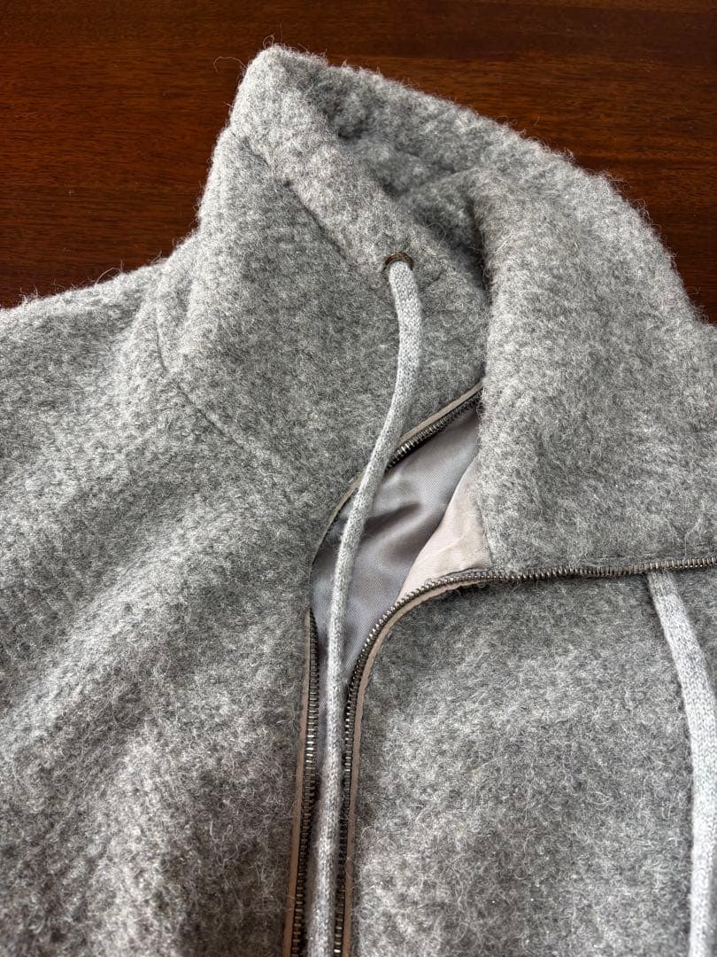 チャタ　値下げしました　ペセリコ　ジャケット ジップアップ