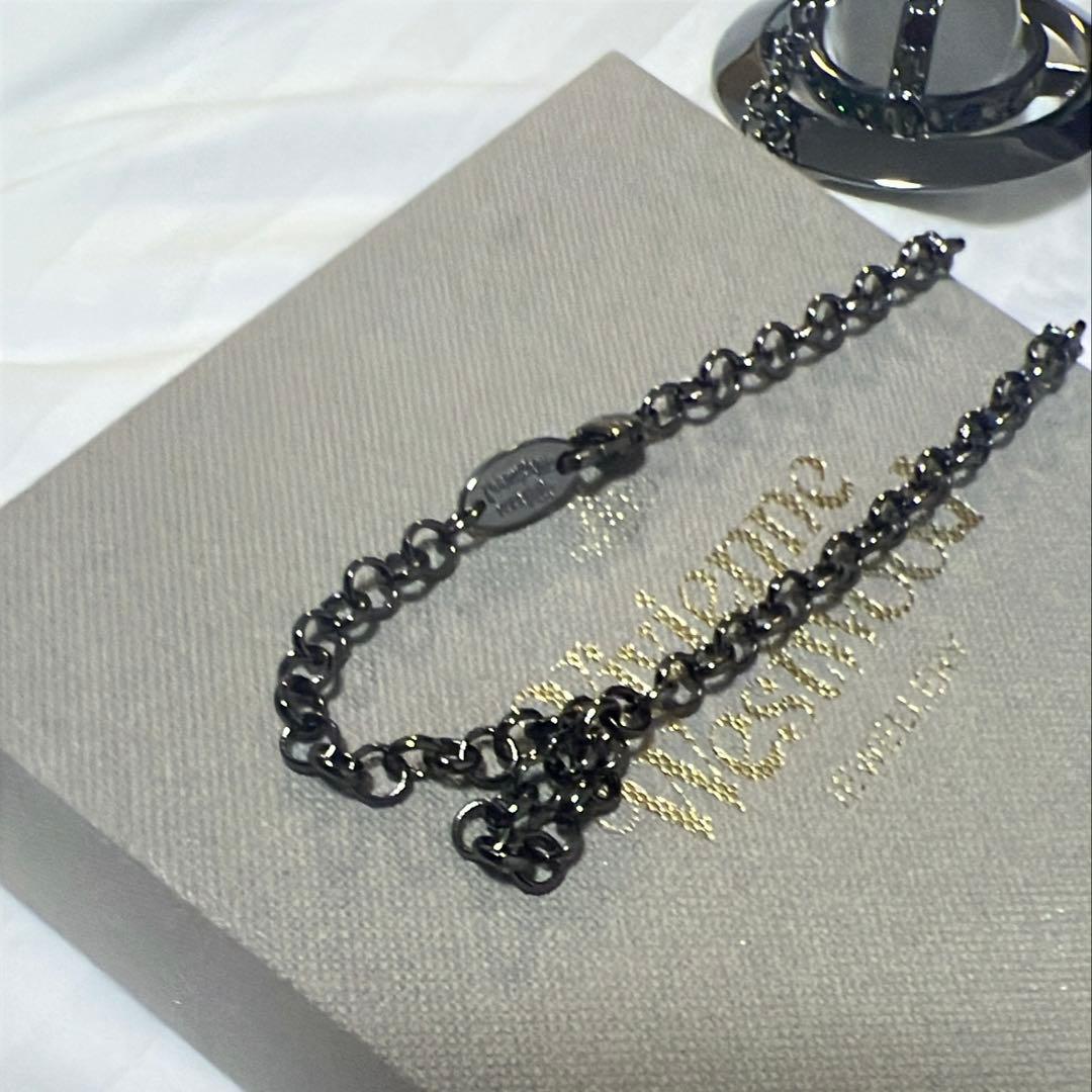 ヴィヴィアン　ジャイアントオーブネックレス