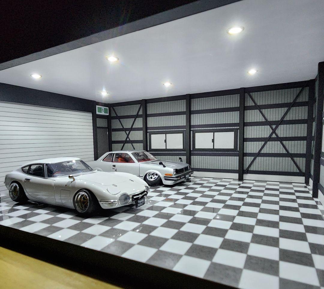 1/24 ミニカー　ガレージ　ジオラマ　ショーケース　LED照明　　ショールーム