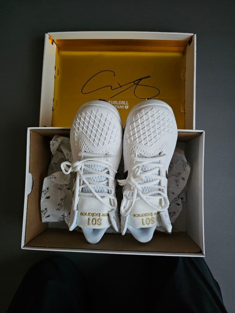 ニューバランス野球スパイク大谷翔平選手モデル