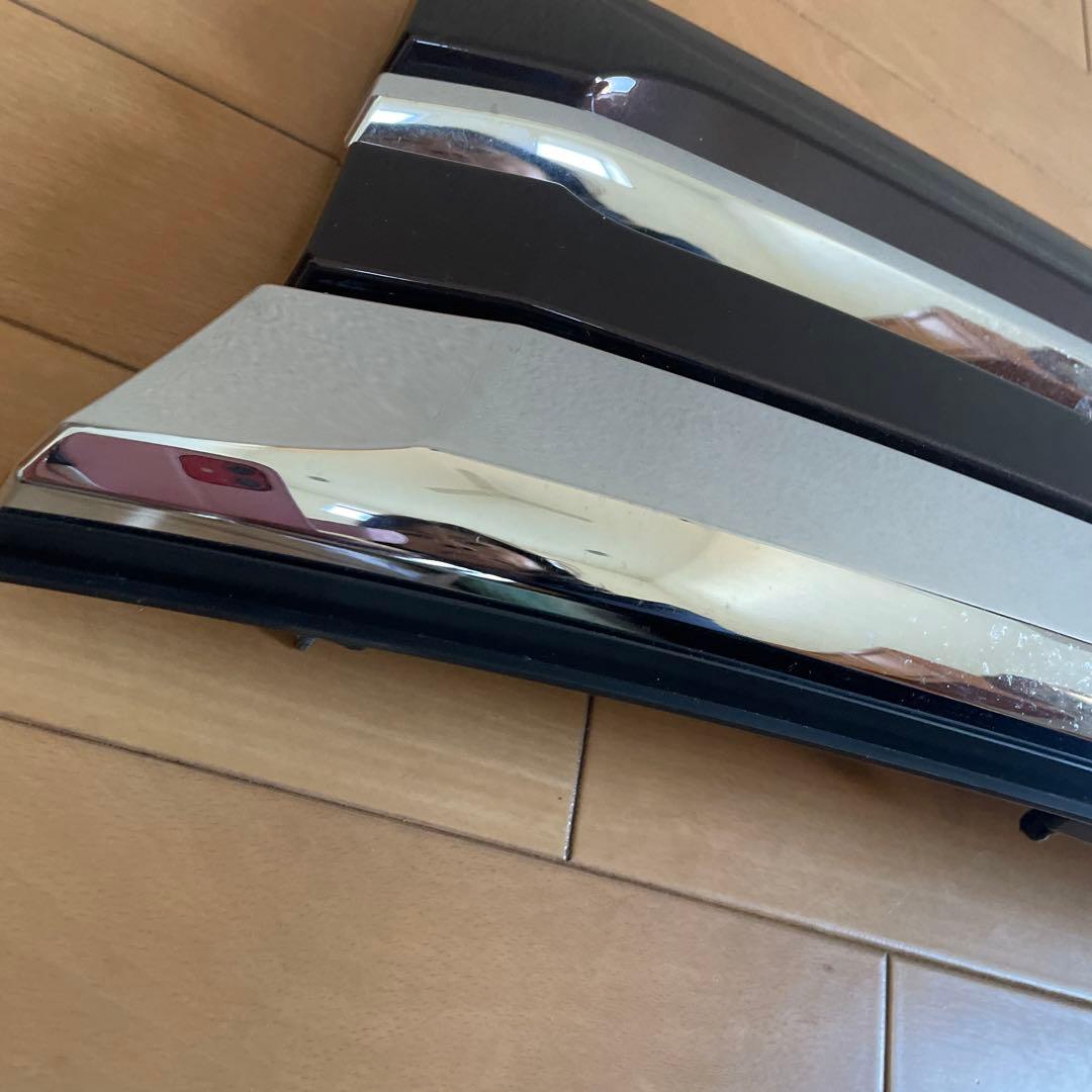 N-box JF1新車時取外し純正グリル