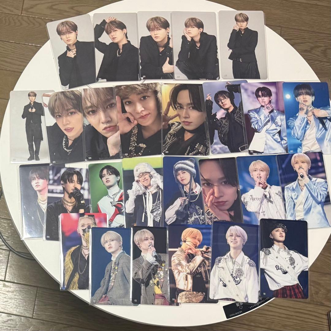 白岩瑠姫 トレカ201枚 アクスタ12体 ワルツ 旧譜 まとめ売り