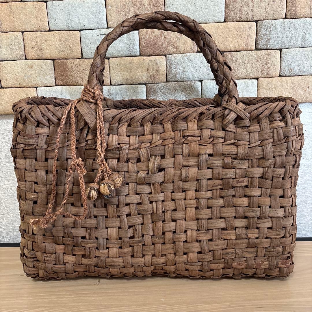 山葡萄　天然素材ハンドバッグ