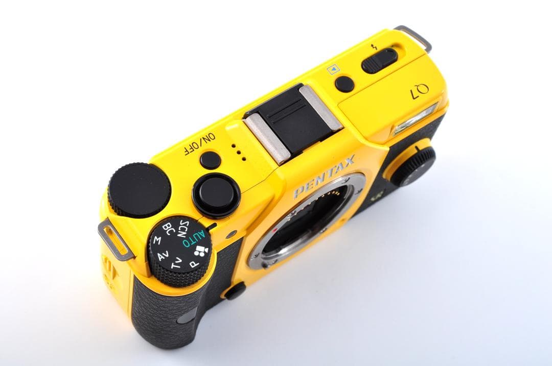 PENTAX ペンタックス Q7 イエロー 249ショット 動作確認済 #101