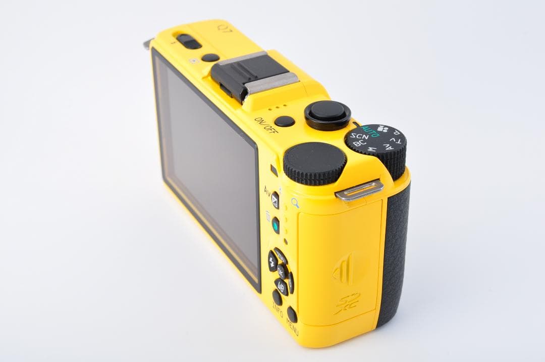 PENTAX ペンタックス Q7 イエロー 249ショット 動作確認済 #101