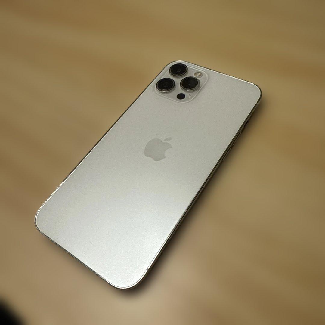 Apple iPhone 12Promax 256GB ネットワーク制限無し