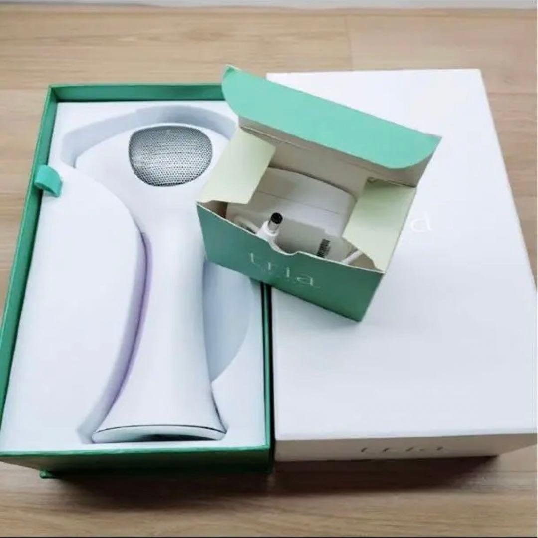 付属品完備 トリア パーソナルレーザー 4X Tria 脱毛器