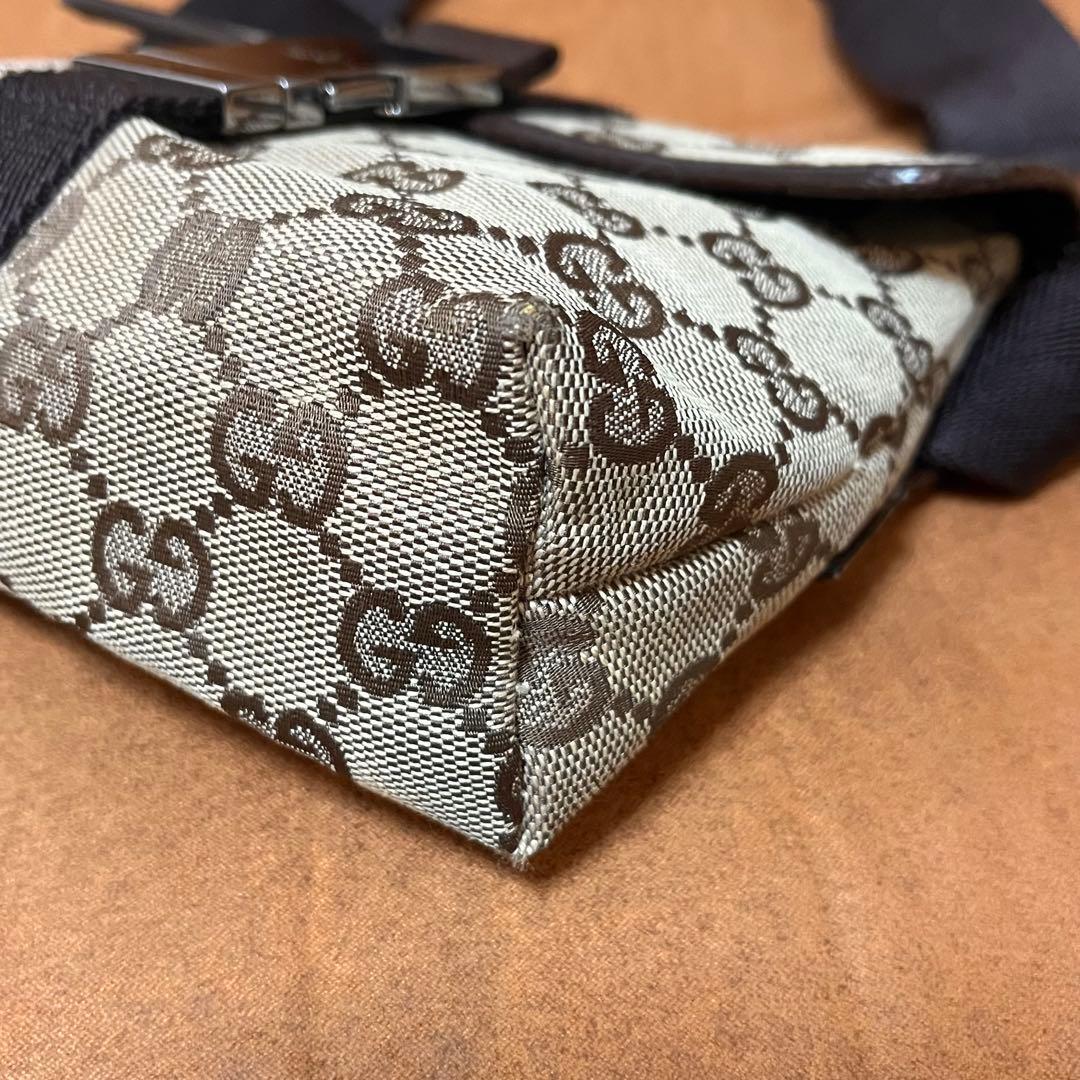 GUCCI グッチ GG柄 ボディバッグ　ウエストポーチ 131236