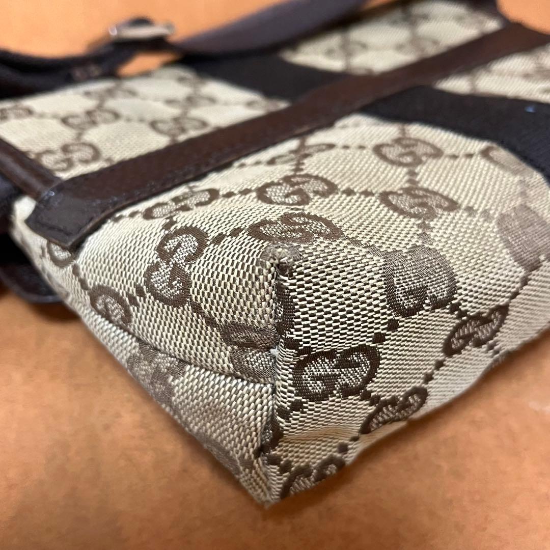 GUCCI グッチ GG柄 ボディバッグ　ウエストポーチ 131236