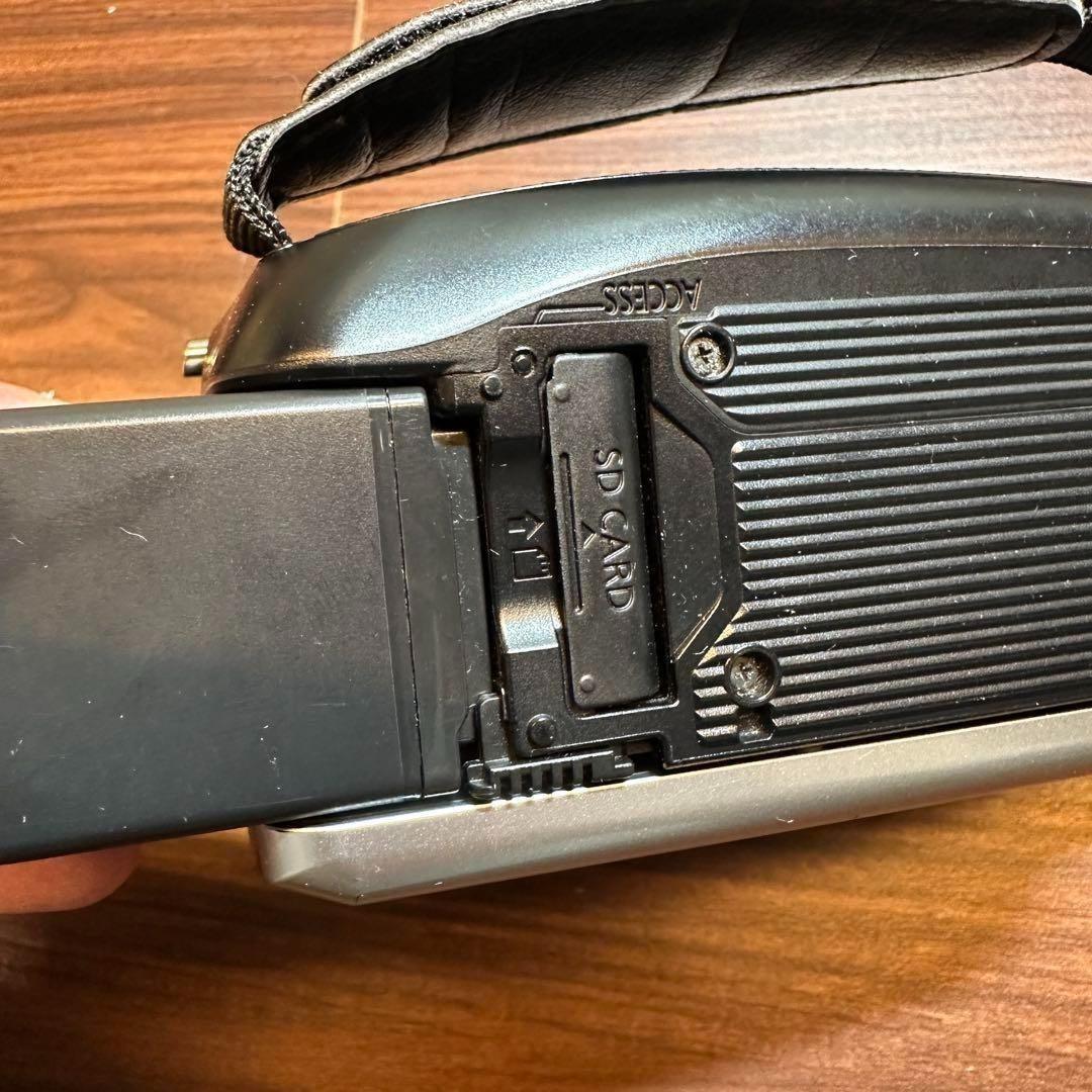 Panasonic HC-V620M-S ビデオカメラ 2034