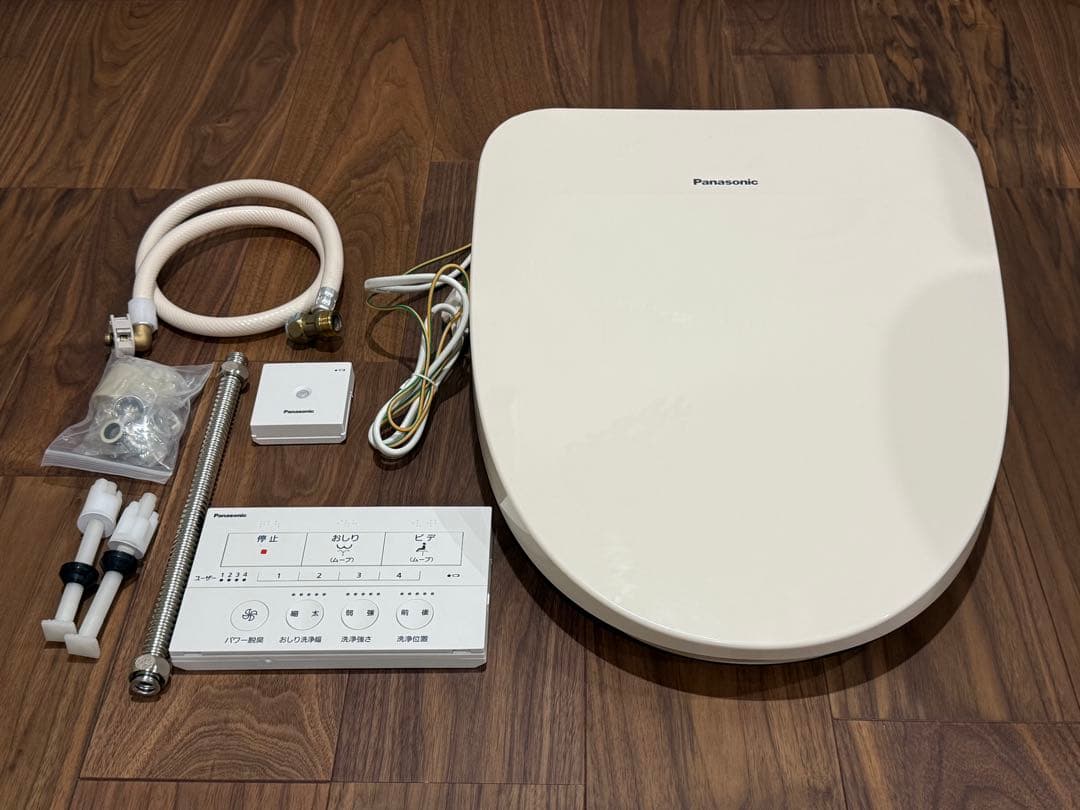 ミミ様　Panasonic製温水洗浄便座DL-RQTK50-CP アイボリー