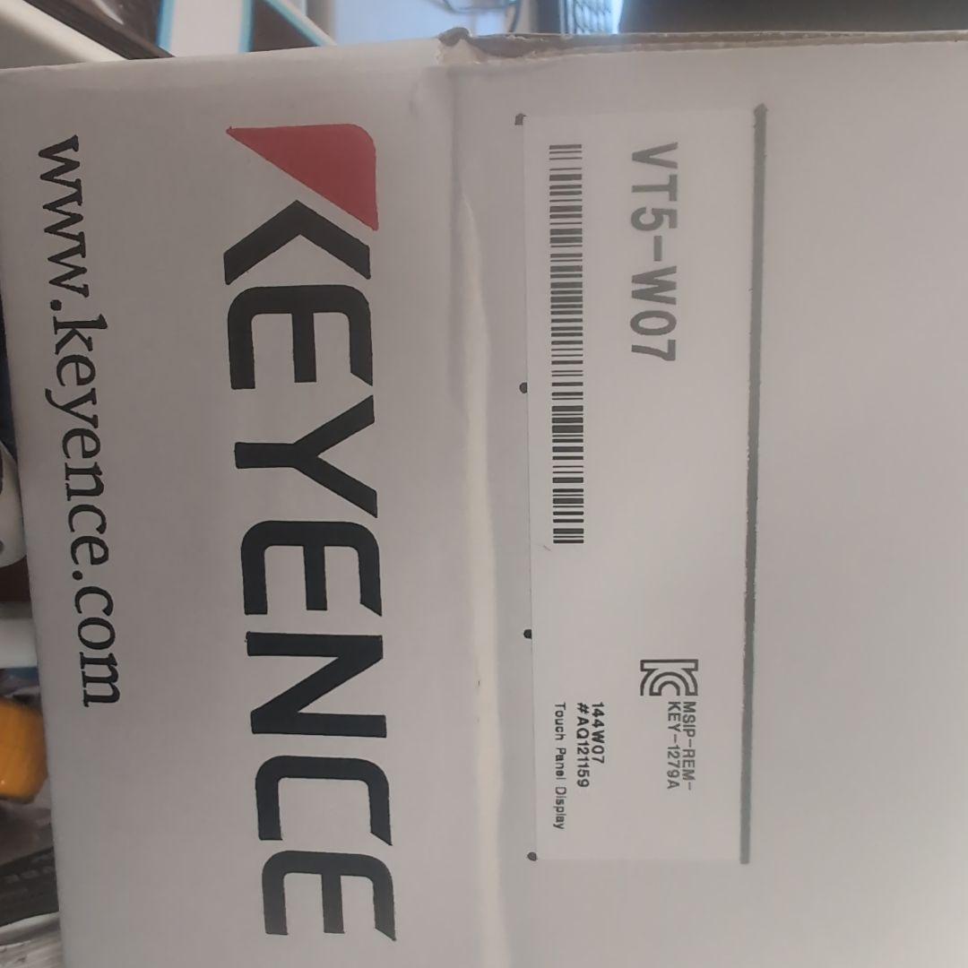 KEYENCE VT5-W07 タッチパネル　本体
