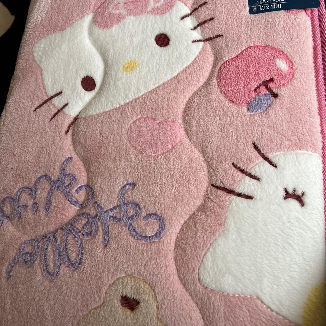 ハローキティ センターマット 185x185cm